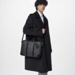 Louis Vuitton M46457 Porte-Documents Voyage PM Black