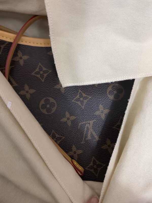 Image #1 from Eleanor